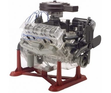 Maquette Moteur V8 MAD RC - Modèle 3D Simulé Avec Support Et Alimentation Piles